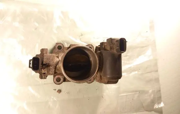Toyota RAV 4 (XA30) Electric throttle body valve 1923002010