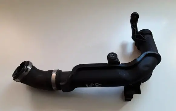 Audi Q3 8U Brake vacuum hose/pipe 1K0145770AE