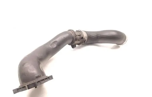 Intercooler hose/pipe