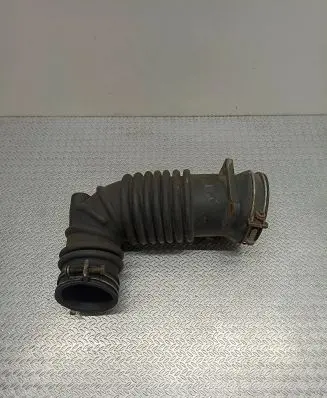 Mitsubishi Lancer Air intake hose/pipe MD190933