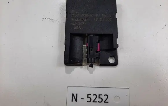 BMW 5 E60 E61 Bluetooth antenna 6928461
