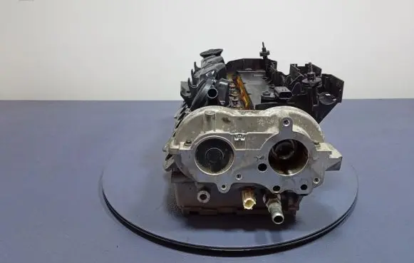 Volvo XC60 Engine head 31480504