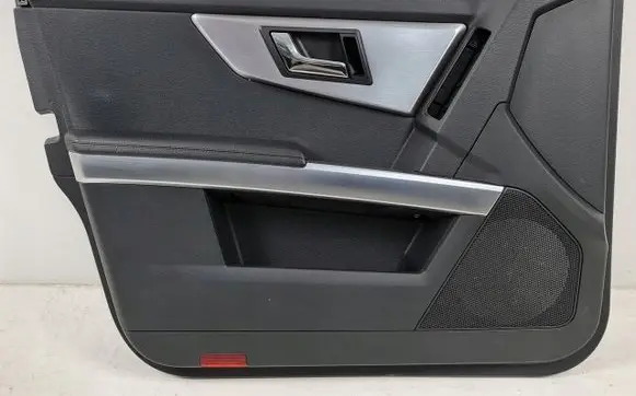 Mercedes-Benz GLK (X204) Front door card panel trim