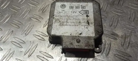 Volkswagen PASSAT B4 Airbag control unit/module 6n0909603 5wk4137