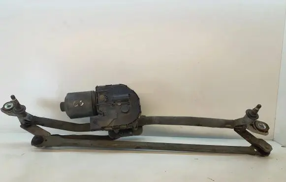 Audi A6 S6 C6 4F Front wiper linkage and motor 4F1955119C 0390241651 08010411