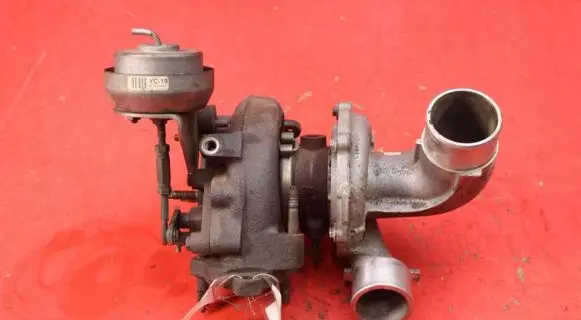 Toyota Avensis T270 Turbo system vacuum part 17201-0R070