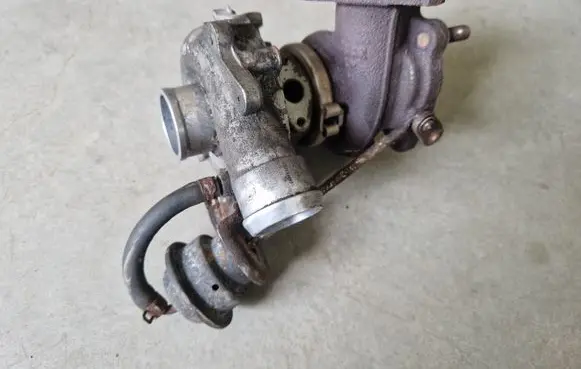 Mitsubishi L200 Turbo 1515A029