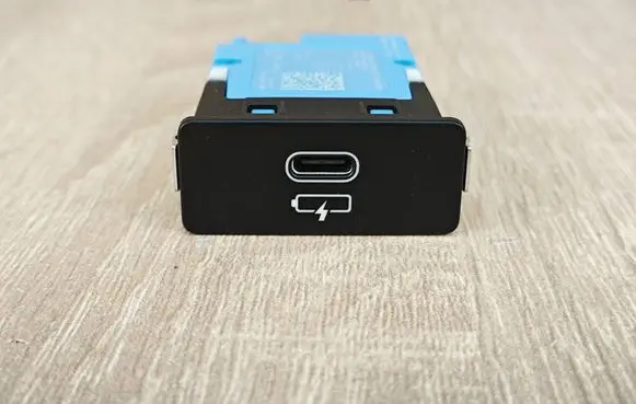 BMW X6 G06 USB socket connector 5A84164