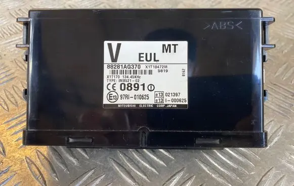 Subaru Outback Immobilizer control unit/module 88281AG370 X1T18472M 97RI010625