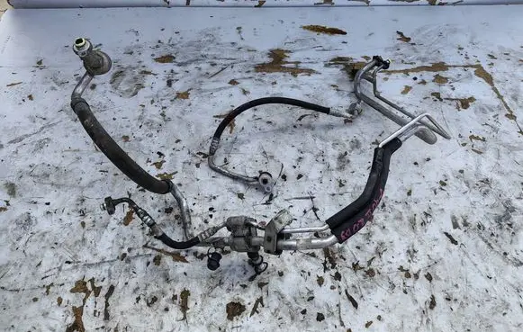 Volvo V40 Air conditioning (A/C) pipe/hose 
