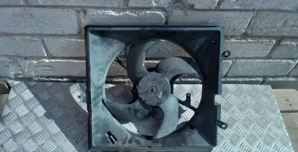 Mitsubishi Carisma Electric radiator cooling fan