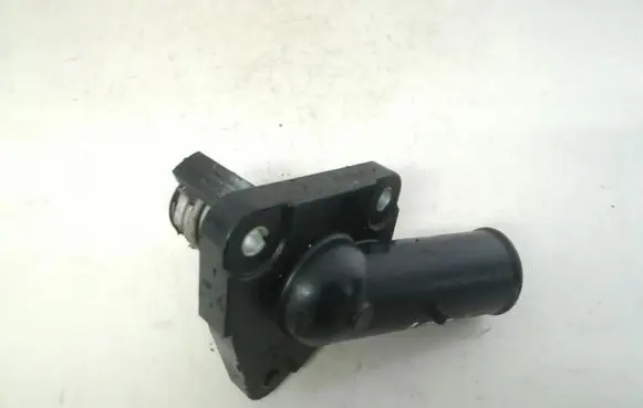 Toyota Yaris Thermostat housing 