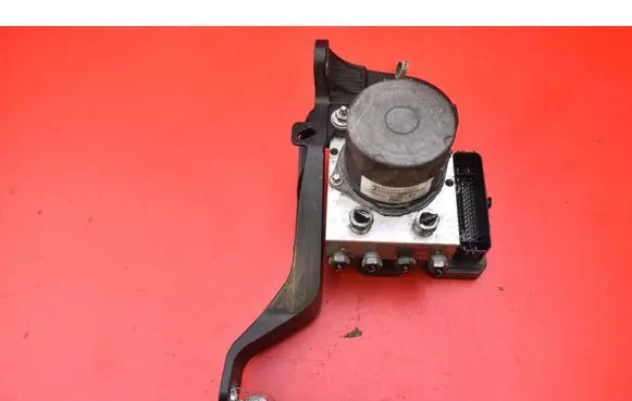 Opel Insignia A ABS Pump 323666362