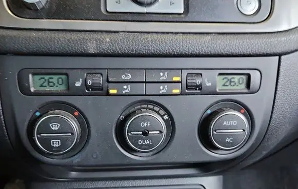 Volkswagen Tiguan Climate control/heater control trim IMPRK1496767