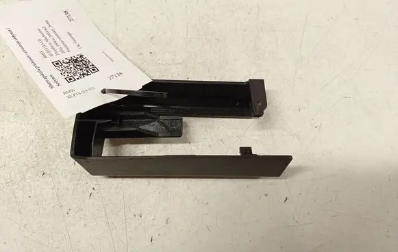 BMW X5 F15 Front driver seat rail trim 5210 77931710 7296202