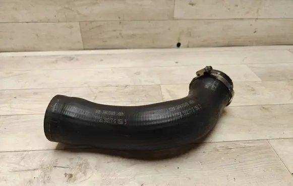 Opel Vectra C Intercooler hose/pipe 24415009