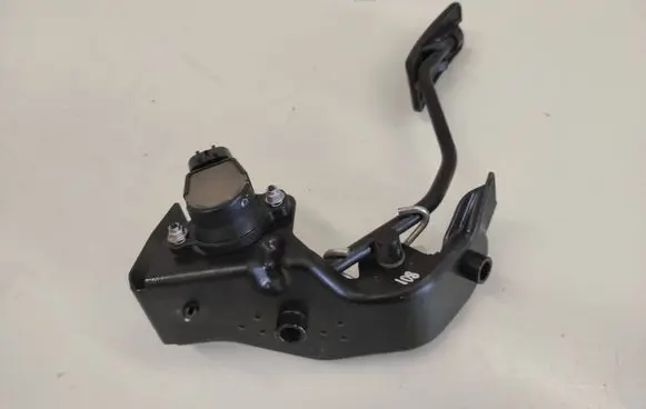 Toyota Corolla Verso AR10 Accelerator throttle pedal 7811135030