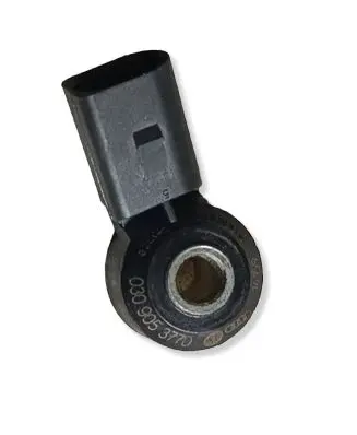 Volkswagen PASSAT B6 Detonation knock sensor 030905377D