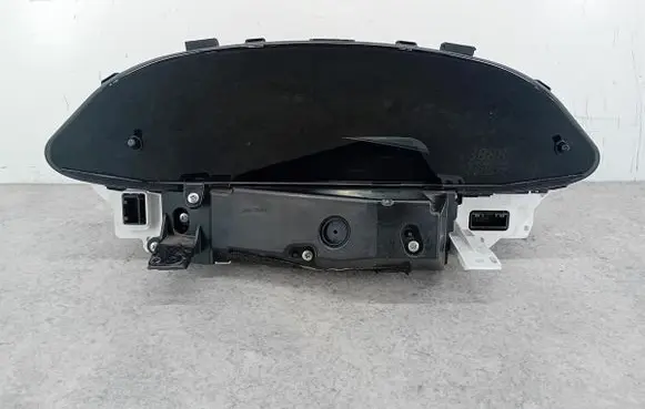 Toyota Yaris Speedometer (instrument cluster) 838000D660D