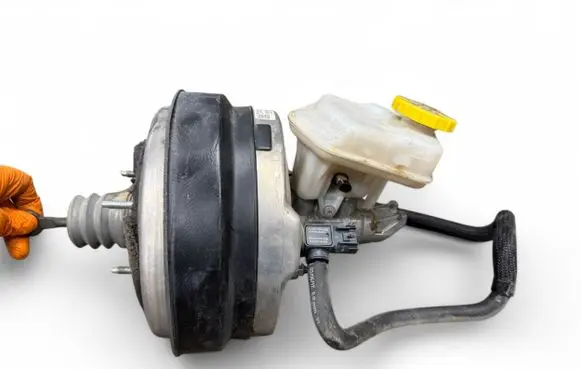 Dodge Durango III Master brake cylinder 26415800083