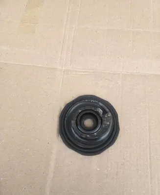 Toyota RAV 4 (XA40) Rear coil spring rubber mount 4825742030