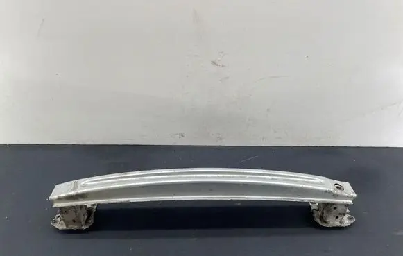 Skoda Superb B6 (3T) Front bumper cross member 