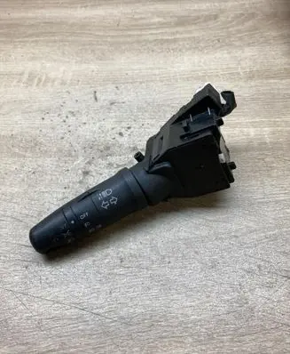 Nissan Almera N16 Indicator stalk 25540AV600