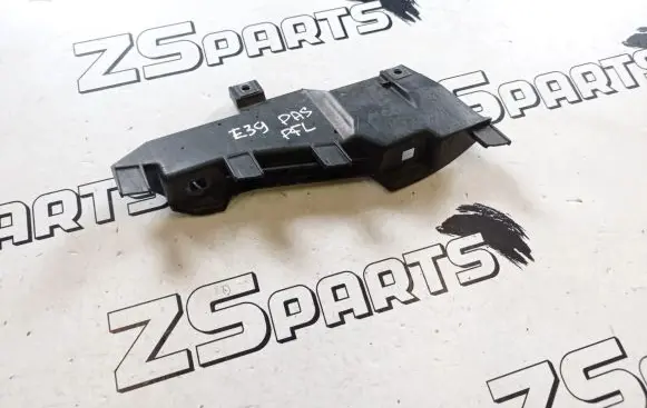BMW 5 E39 Headlight/headlamp mounting bracket