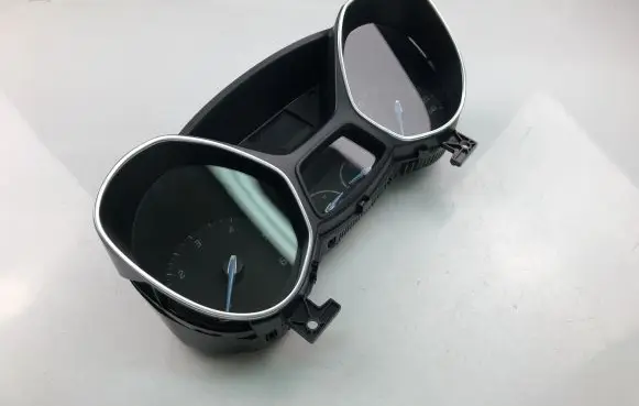 Ford Focus Speedometer (instrument cluster) BM5T10849CL