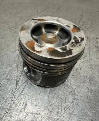Peugeot 3008 I Piston 1612784080 SU001A3119