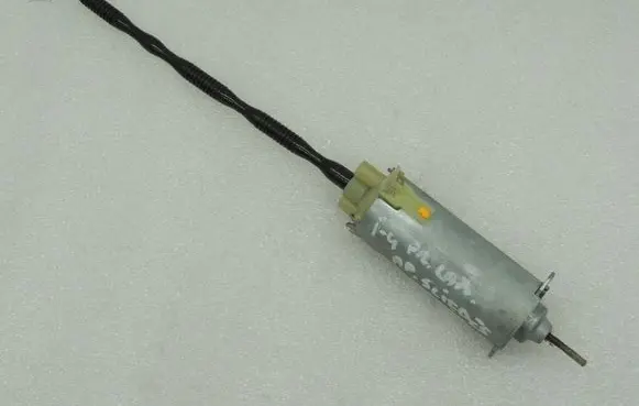 Chrysler Grand Voyager V Seat adjustment motor 130002641 ZP761DSAC