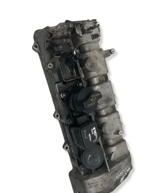 Mercedes-Benz C W204 Rocker cam cover 15408801