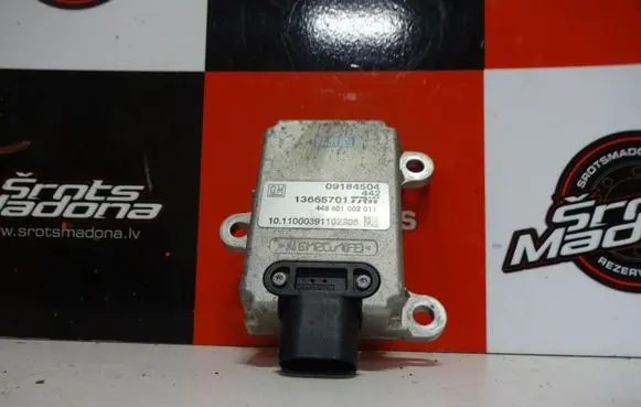 Opel Vectra C ESP acceleration yaw rate sensor 13665701