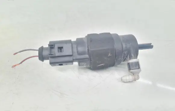 Audi A5 Sportback 8TA Windscreen/windshield washer pump 8K5955647