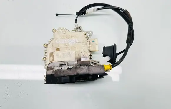 Audi A4 S4 B8 8K Rear door lock 8K0839016C