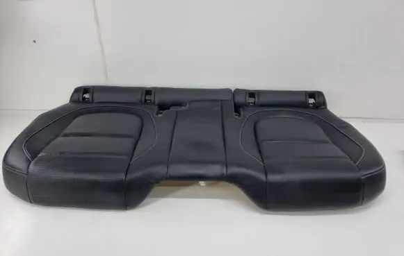 Jaguar F-Pace Rear seat 