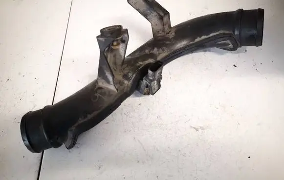 Skoda Superb B6 (3T) Intercooler hose/pipe 1k0145770n