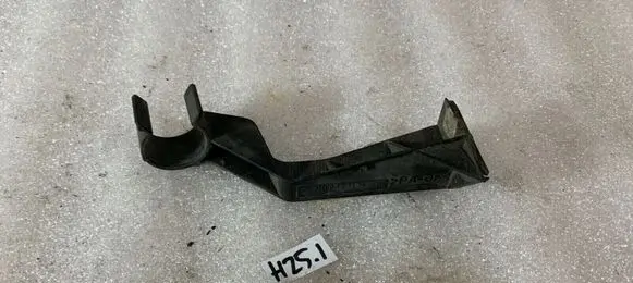 Mercedes-Benz E W210 Other engine part a2108321114