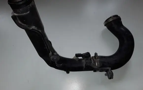 Skoda Superb B8 (3V) Intercooler hose/pipe 1K0145762HS