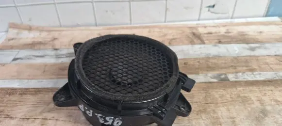 Chrysler Pacifica Front door speaker 04685967AD