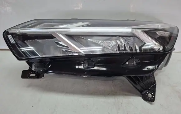 Dacia Sandero III Headlight/headlamp S27647833 260608545R