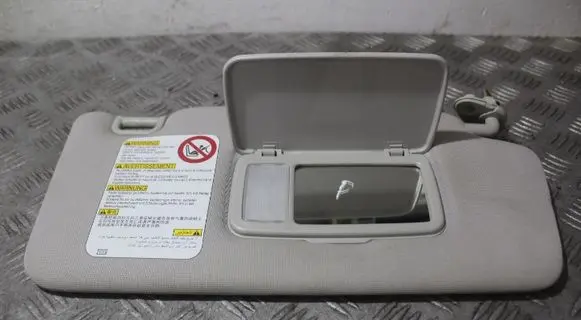 Subaru Legacy Sun visor