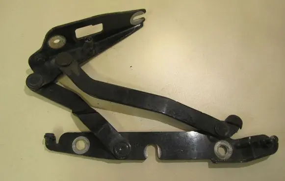 Audi A4 S4 B6 8E 8H Tailgate/trunk/boot hinge 8E5827302C