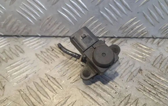 BMW 1 E81 E87 Air pressure sensor 7556621