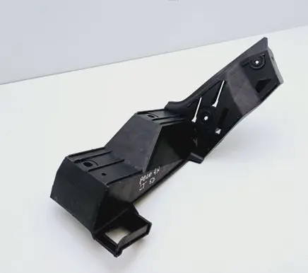 Volkswagen Polo IV 9N3 Rear bumper mounting bracket 6Q6807375