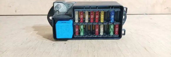 Jaguar XJ X300 Fuse module LNA2800DE 2800DE