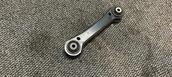 BMW X1 E84 Rear upper control arm/wishbone 678223702