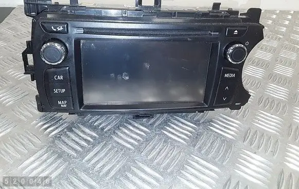Toyota Yaris Radio/CD/DVD/GPS head unit 861400D020