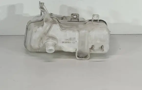 Mazda 3 III Windshield washer fluid reservoir/tank GHP967480 K0036