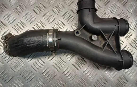 Citroen DS3 Intercooler hose/pipe 9688500380 9684307380 1064776S01